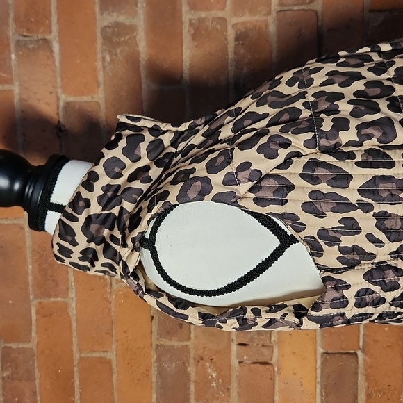 NY&Co Quilted Vest - Picture 3 of 7